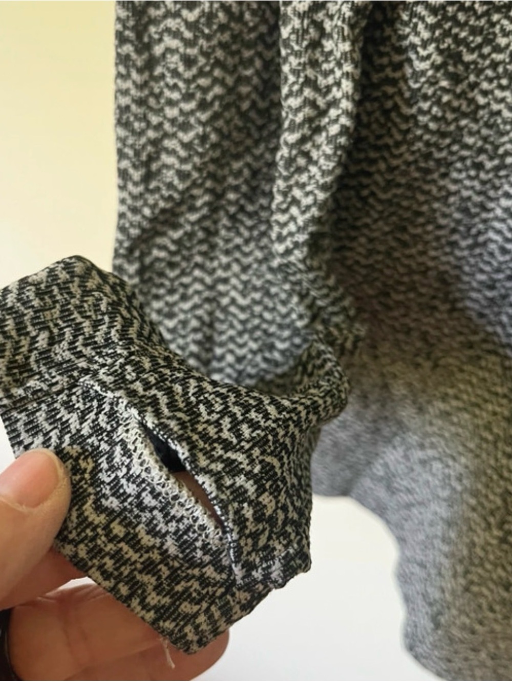 Athleta Black & White Marled turtle neck Cardigan large activewear